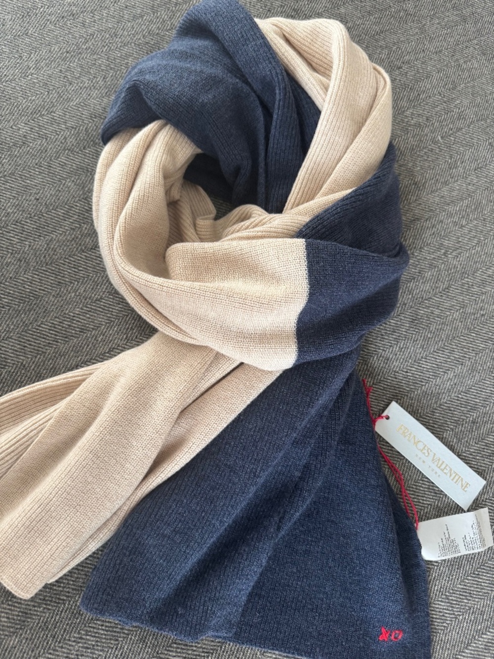 NWT, FRANCES VALENTINE, COLORBLOCK BLANKET SCARF IN CLASSIC NAVY/CREAMY OATMEAL